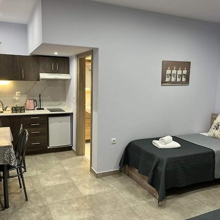 Apartamento Kaiafas Luxury Philoxenia Néa Péramos Habitación foto