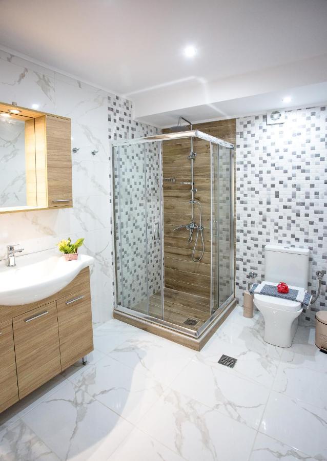 Apartamento Kaiafas Luxury Philoxenia Néa Péramos Exterior foto