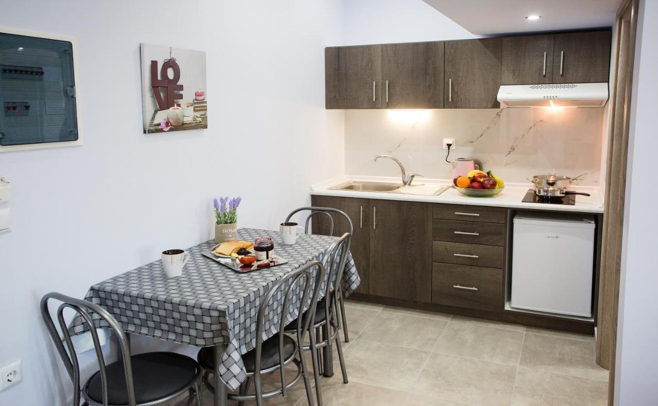Apartamento Kaiafas Luxury Philoxenia Néa Péramos Exterior foto