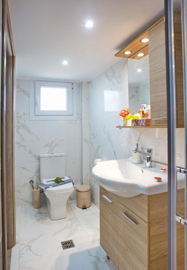 Apartamento Kaiafas Luxury Philoxenia Néa Péramos Exterior foto